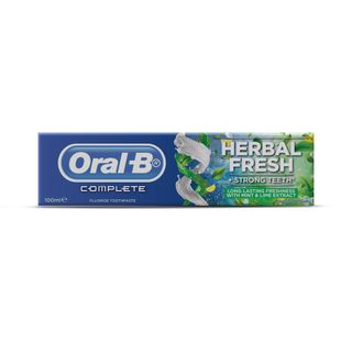 Oral-B Complete Herbal Fresh & Strong Teeth Fluoride Toothpaste - 100 ml